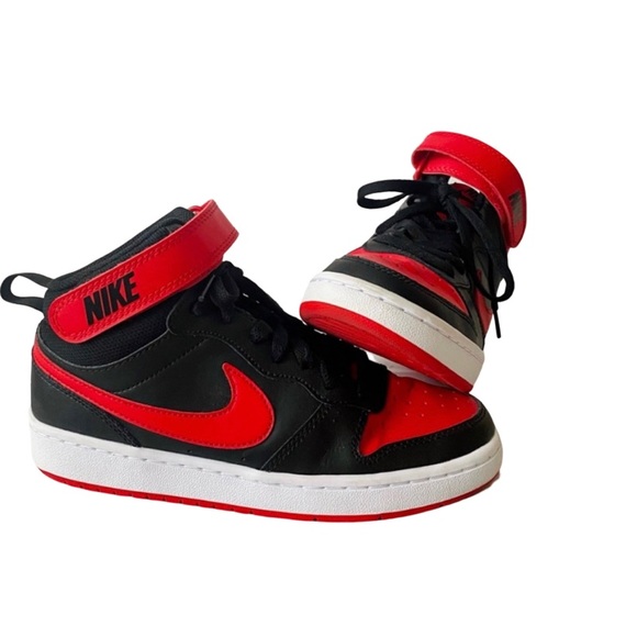 Nike Court Borough Mid 2 | Black & Red | Size 5Y | Fits Women Size 7